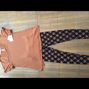 LuLa Roe leggings and matching top